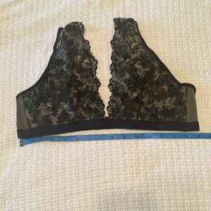 Xhilaration Camo Lace Plunge Bralette
